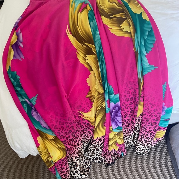 2 piece pants and Wrap Around Top. Size Small - Picture 8 of 9